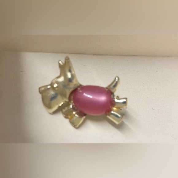 Jewelry - Vintage Gold & Ruby Scottish Terroir Pin Item#582